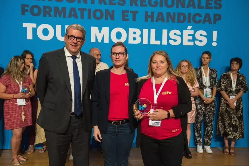 mfr rhone remise de prix ambassadeur or h lors d une rencont